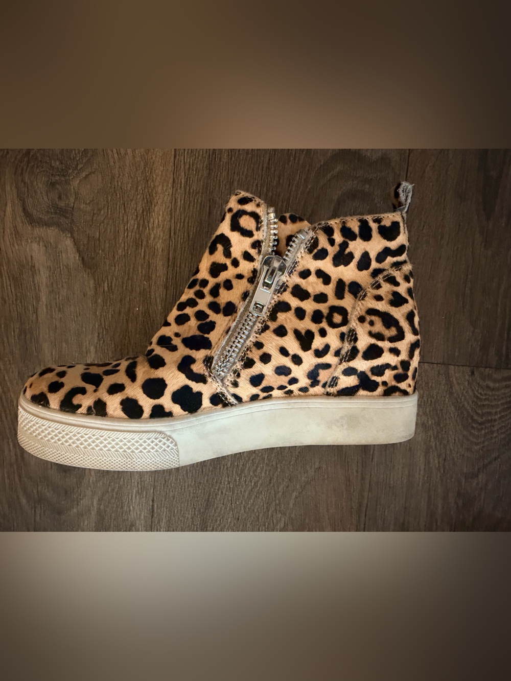 Steve Madden Black‎ and Tan Leopard High-Top Sneaker Size 6.5